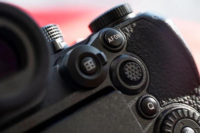 RM2：一台集高画质、高性能的全能型相机z6尊龙网站评测 松下LUMIX S1(图6)