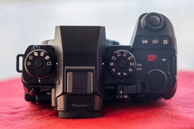 RM2：一台集高画质、高性能的全能型相机z6尊龙网站评测 松下LUMIX S1(图10)